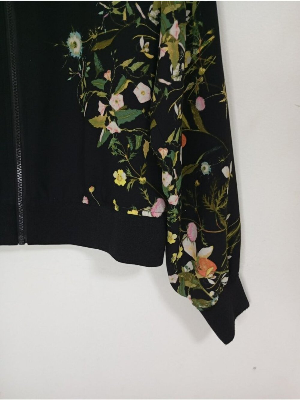 Rachel Roy Black Bomber Jacket With Floral Print Zip Closure Medium Womens - Picture 5 of 10
